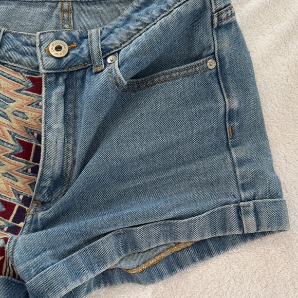 Bullhead Blue Jean Shorts with Patterned Accent - Picture 3 of 6